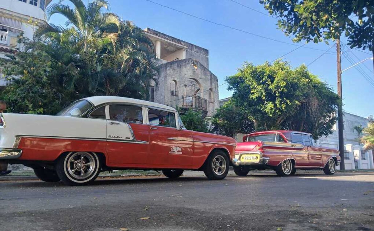 Autos clasicos CubaNeo Travel Neo Travel Group
