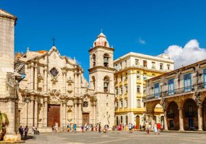 La Plaza de la Catedral en la Habana Vieja. Cosas que ver y hacer en La Habana